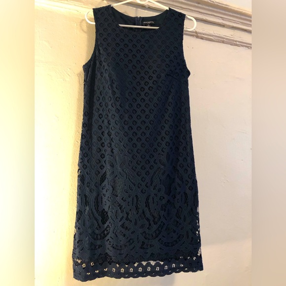 Dresses & Skirts - Sharagano Lace Navy Dress. Sleeveless.